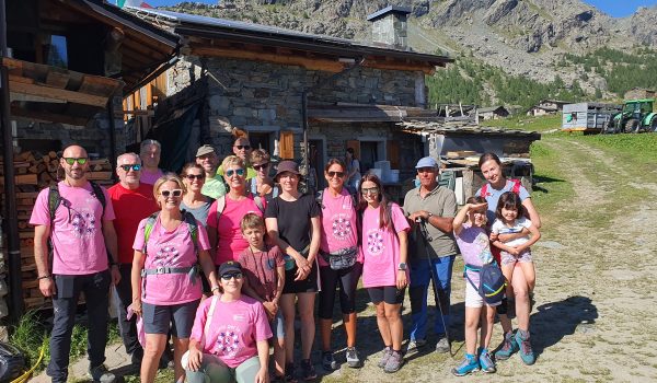 foto di gruppo rifugio zoia